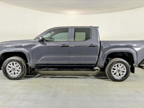 Used 2024 Toyota Tacoma SR RWD image 3