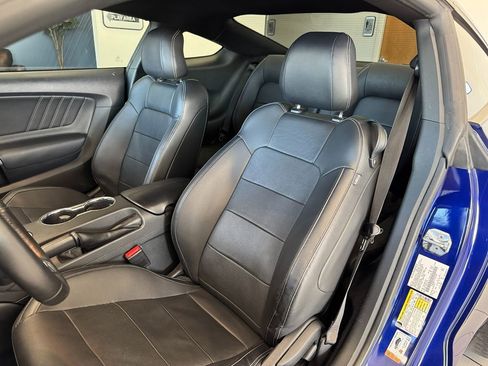 Used 2015 Ford Mustang GT Premium RWD image 17