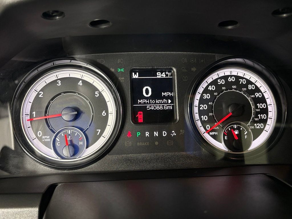 Used 2024 RAM 1500 Warlock AWD/4WD image 22