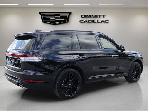 Used 2025 Lincoln Aviator Reserve w/ Luxury Package AWD/4WD image 5