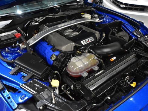 Used 2017 Ford Mustang GT w/ GT Performance Package RWD image 34
