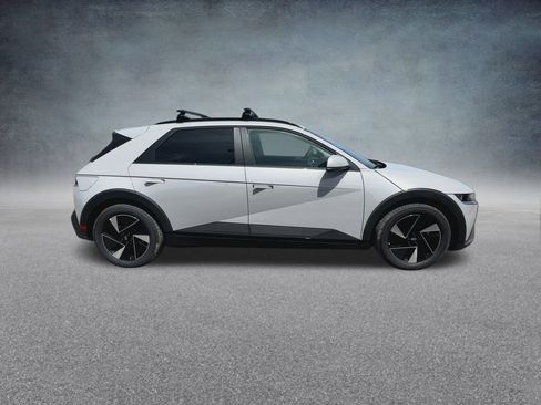 New 2025 Hyundai Ioniq 5 SEL image 24