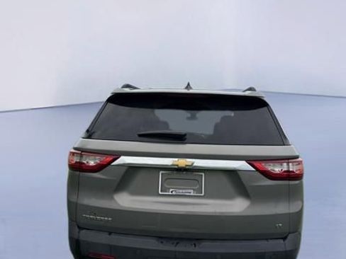 Used 2019 Chevrolet Traverse LT w/ LT Premium Package FWD image 8