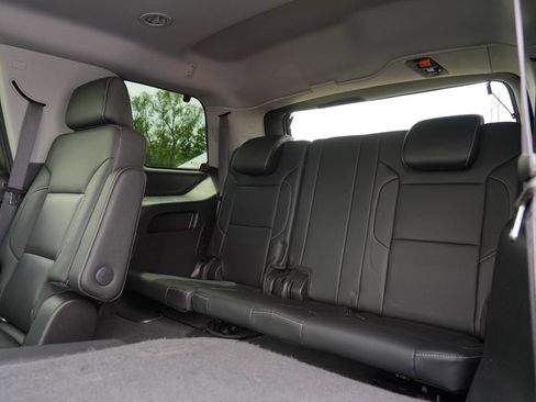 Used 2020 Chevrolet Tahoe Premier AWD/4WD image 30