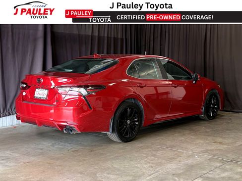 Used 2024 Toyota Camry SE FWD image 4