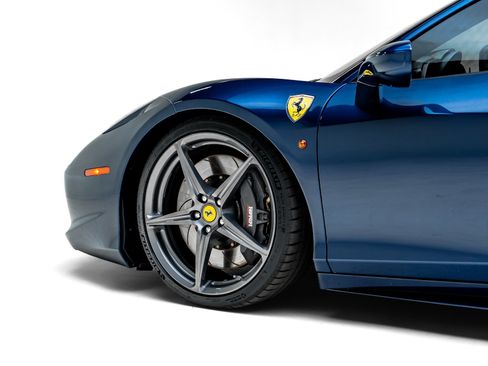Used 2014 Ferrari 458 Italia Coupe RWD image 15