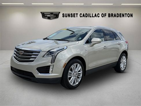 Used 2017 Cadillac XT5 Premium Luxury FWD image 7