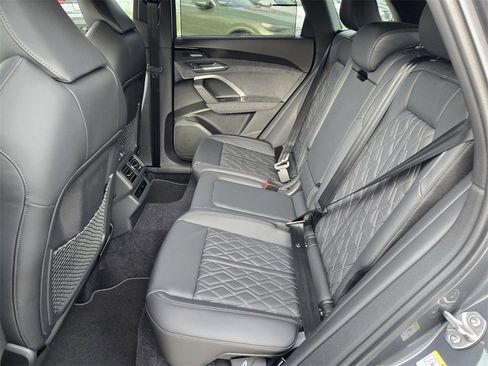New 2025 Audi SQ5 Premium Plus image 10