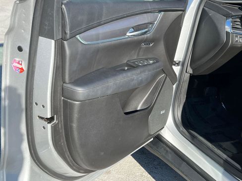 Used 2019 Cadillac XT5 Luxury image 10