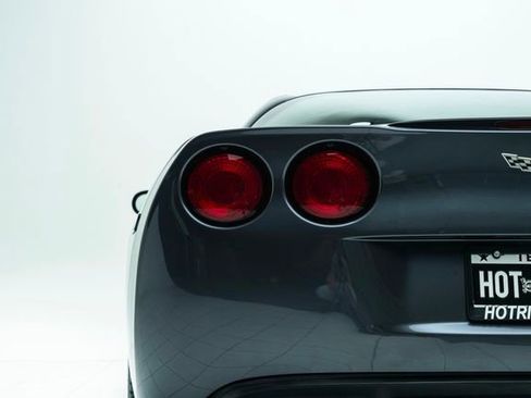 Used 2009 Chevrolet Corvette Coupe w/ Z51 Performance Package image 16