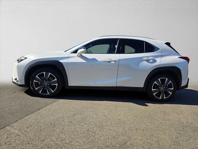 Used 2020 Lexus UX 200 w/ Premium Package FWD image 6