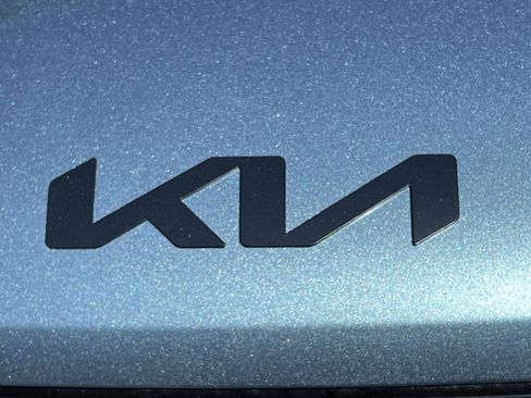 New 2026 Kia Carnival SX Prestige FWD image 12
