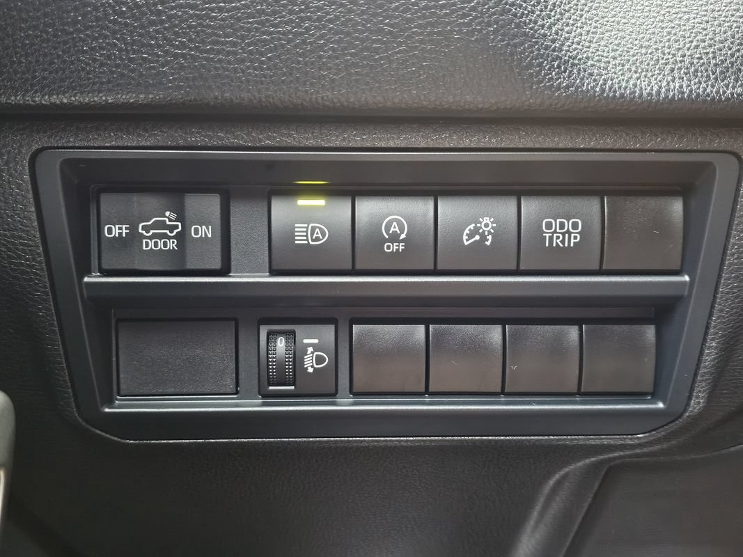 Used 2024 Toyota Tundra SR5 AWD/4WD image 31
