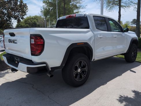 Used 2024 GMC Canyon AT4 w/ AT4 Premium Package image 10