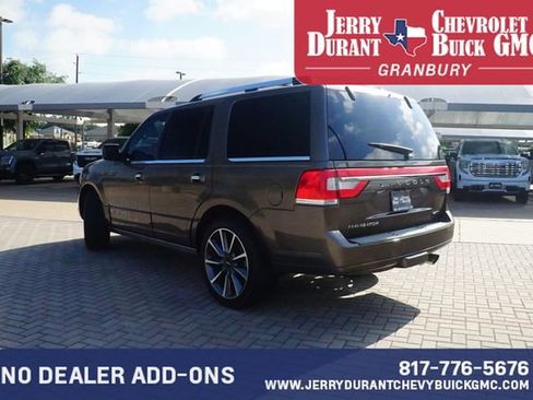 Used 2016 Lincoln Navigator Reserve AWD/4WD image 5