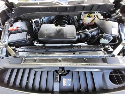 Used 2019 Chevrolet Silverado 1500 LT Trail Boss AWD/4WD image 11