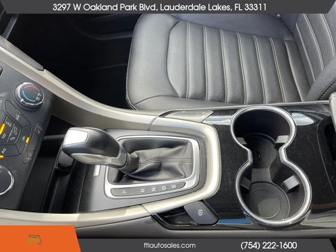 Used 2015 Ford Fusion SE w/ Equipment Group 202A AWD/4WD image 47