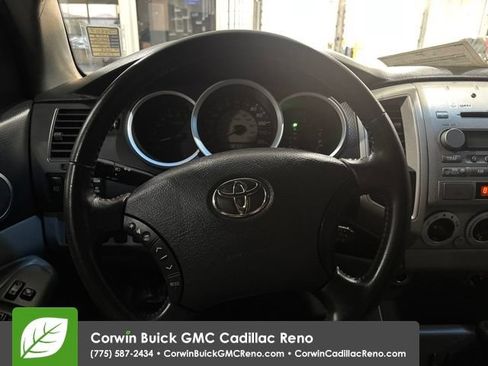 Used 2008 Toyota Tacoma 4x4 Double Cab image 17