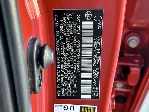 Certified 2022 Toyota Prius Prime Limited FWD image 28
