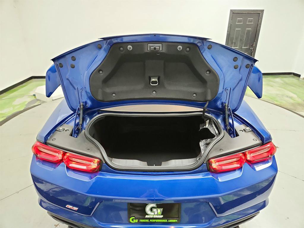 Used 2019 Chevrolet Camaro SS RWD image 27