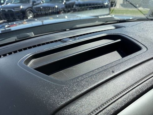 Used 2020 Chevrolet Silverado 2500 LT AWD/4WD image 36