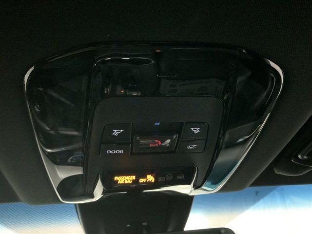 Used 2024 Toyota Venza XLE AWD/4WD image 37