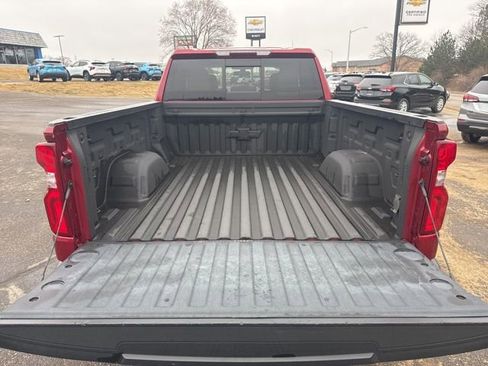 Used 2019 Chevrolet Silverado 1500 RST image 11