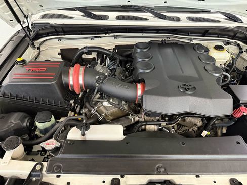 Used 2014 Toyota FJ Cruiser 4WD image 23