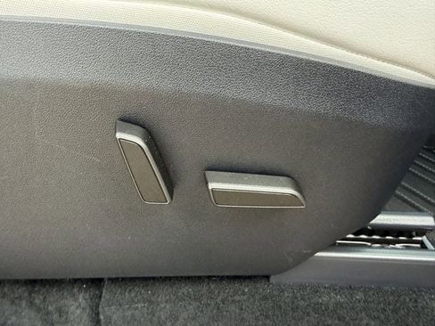 Used 2024 Tesla Model Y Long Range image 26