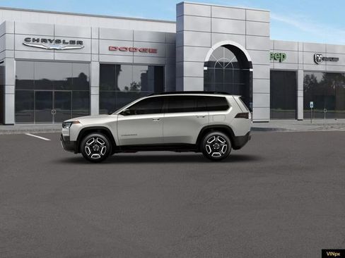 New 2026 Jeep Cherokee Laredo image 3