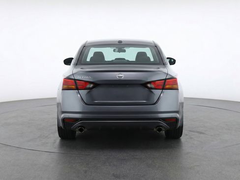 Used 2025 Nissan Altima 2.5 SV image 7