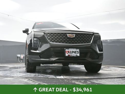 Used 2025 Cadillac XT4 Premium Luxury image 55