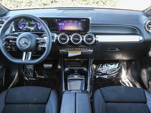 New 2025 Mercedes-Benz EQB 300 300 image 12