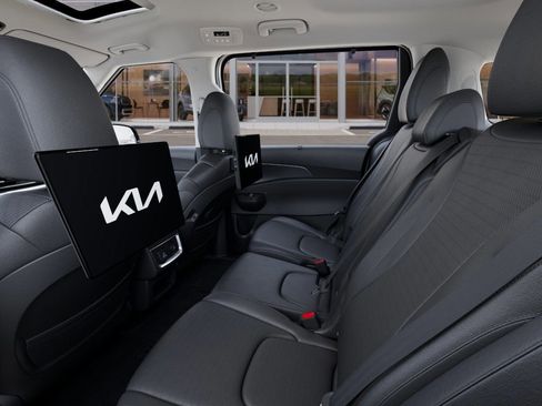 New 2025 Kia Carnival SX Prestige image 18