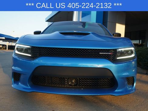 Used 2023 Dodge Charger R/T w/ Navigation & Travel Group image 3
