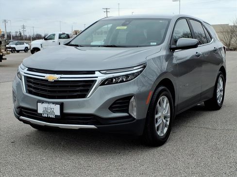 Used 2024 Chevrolet Equinox LT w/ LPO, Floor Liner Package image 2