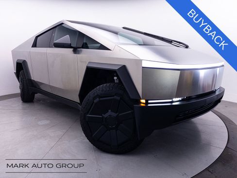 Used 2024 Tesla Cybertruck AWD Crew Cab image 1