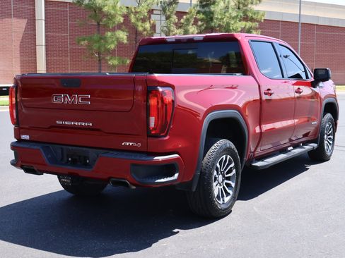 Used 2020 GMC Sierra 1500 AT4 w/ Off-Road Performance Package AWD/4WD image 39