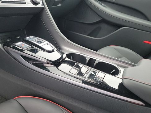 Used 2022 Hyundai Sonata SEL Plus w/ Preferred Accessory Package image 29