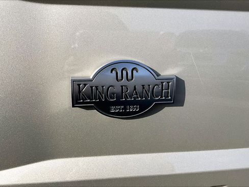 Used 2018 Ford F250 King Ranch w/ King Ranch Ultimate Package image 10
