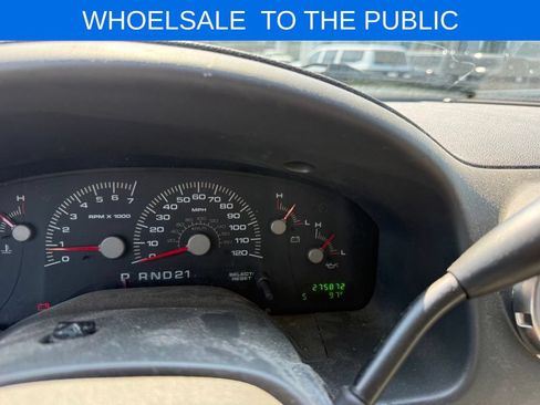 Used 2004 Ford Expedition XLT RWD image 11