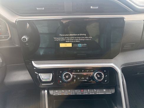 Certified 2022 GMC Sierra 1500 Denali image 19