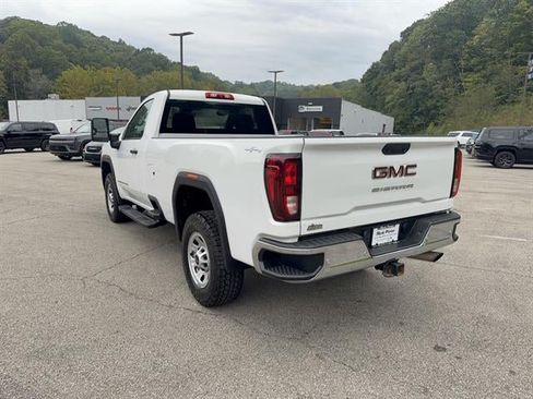 Used 2024 GMC Sierra 3500 Pro AWD/4WD image 7