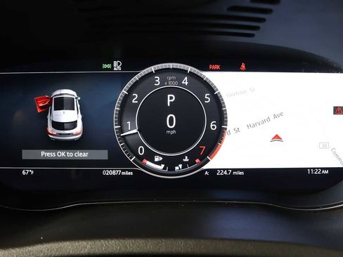 Used 2024 Jaguar E-PACE R-Dynamic SE image 14