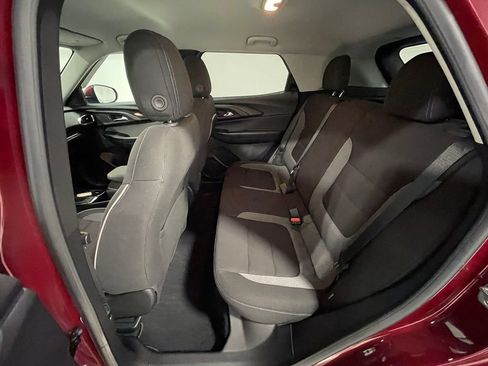 Used 2023 Chevrolet TrailBlazer LT FWD image 18