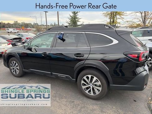 Certified 2025 Subaru Outback Premium image 7