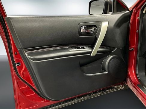 Used 2012 Nissan Rogue SL image 19