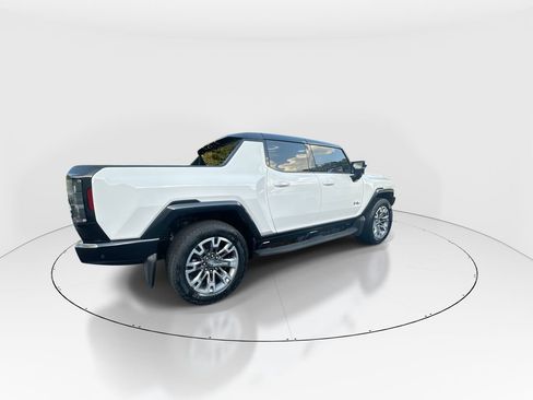 Used 2024 GMC Hummer EV 3X AWD/4WD image 8