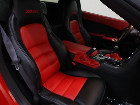 Used 2010 Chevrolet Corvette ZR1 w/ Preferred Equipment Group RWD image 87
