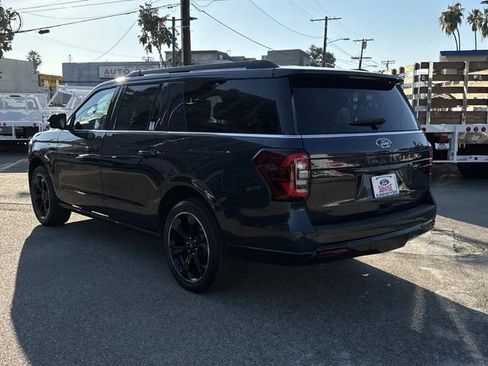 Used 2022 Ford Expedition Max Limited image 8